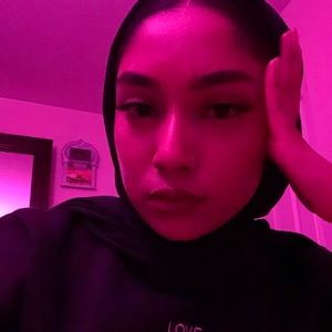 Meet your Posher, Aboni